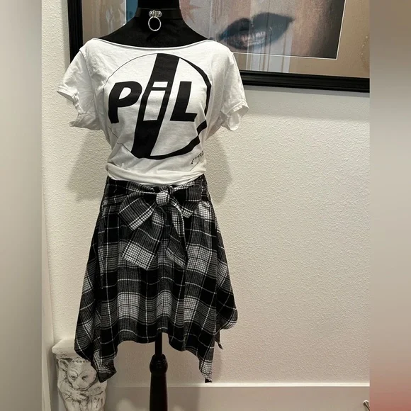 Black and White Plaid “Faux Wrap Around Waist Flannel Shirt” SKIRT -Mini NWOT - Picture 1 of 14